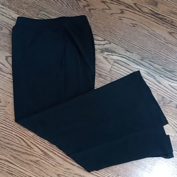 Susan Graver Pants - Flared leg pant